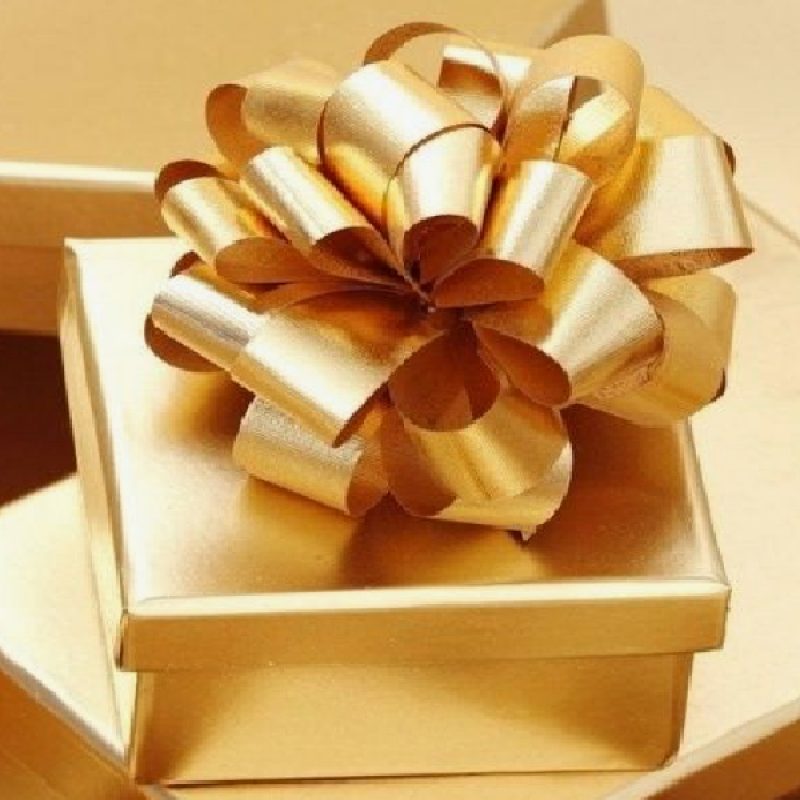 GOLD GIFT PAPPER & BOW